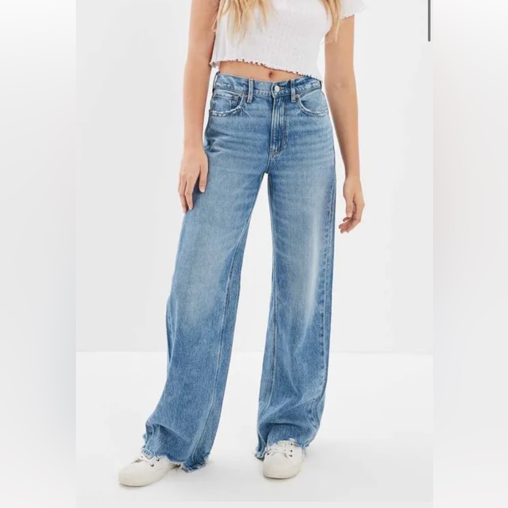 Wide Leg Blue Jeans